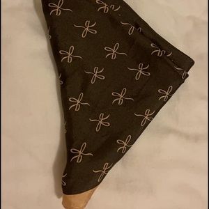 Gal meets glam logo scarve